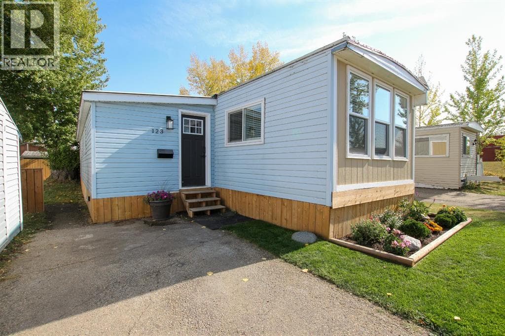 123, 6834 59 Avenue, Red Deer (Central Alberta) — photo 3