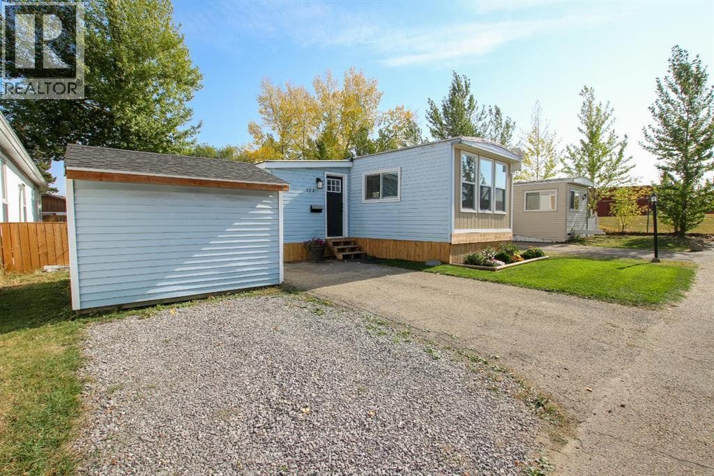 123, 6834 59 Avenue, Red Deer (Central Alberta) — photo 2
