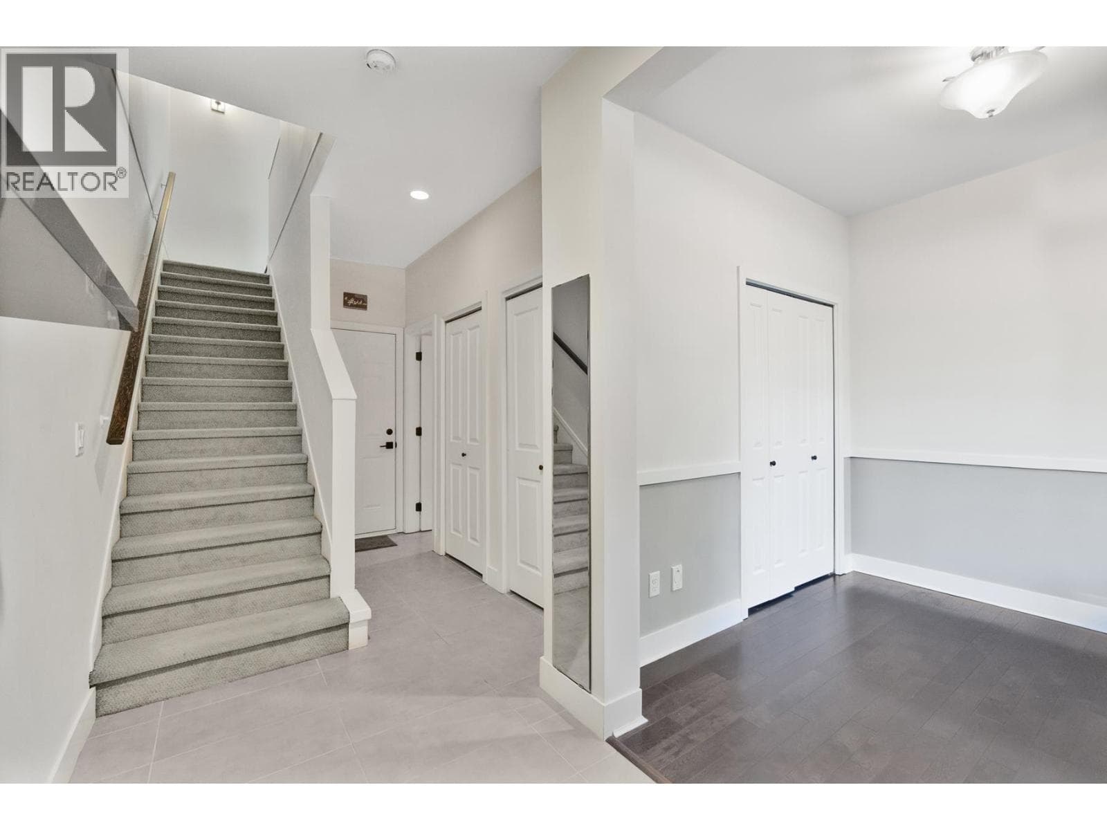 24 1299 COAST MERIDIAN ROAD — photo 4