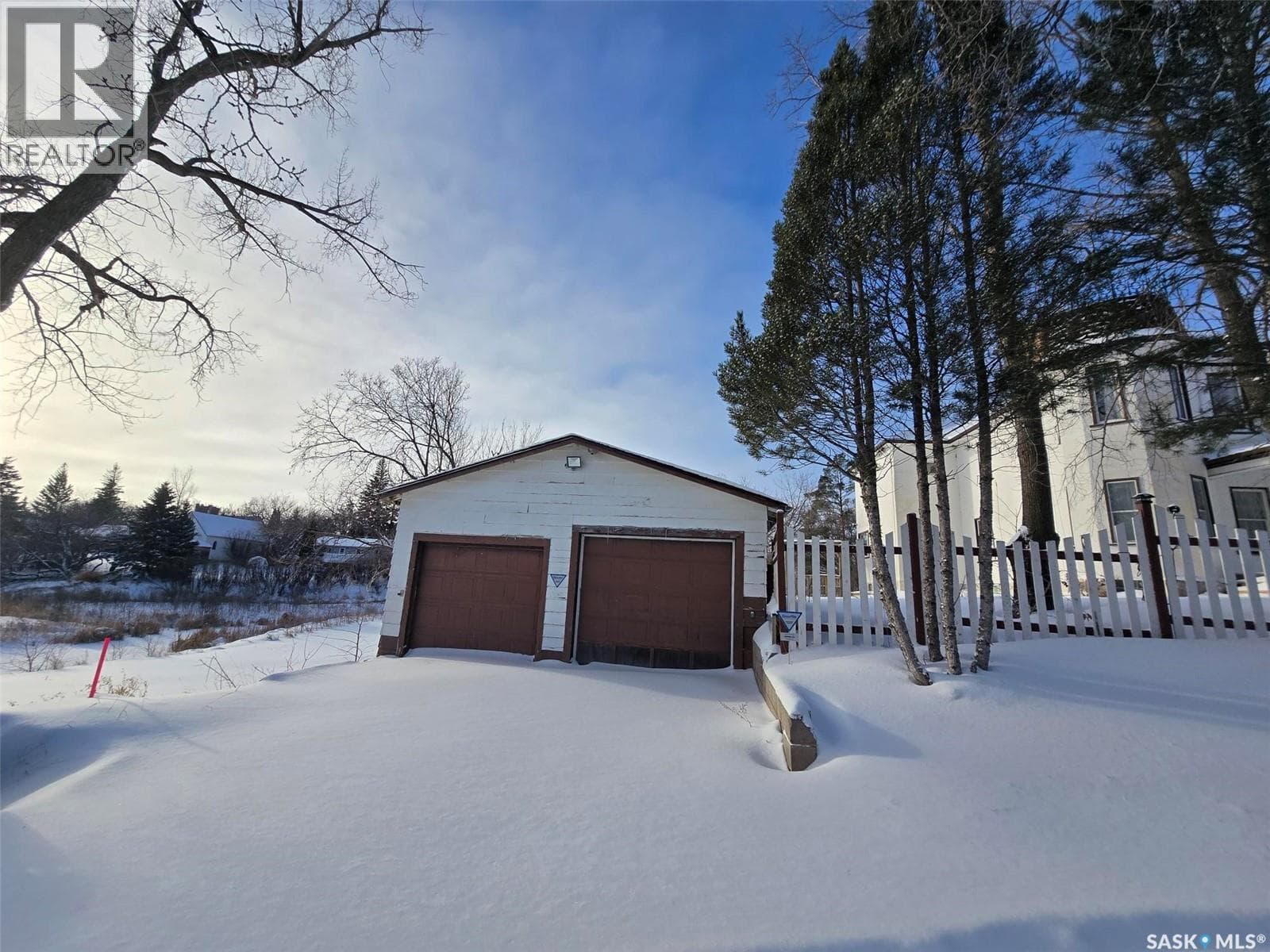 220 Richmond STREET — photo 4