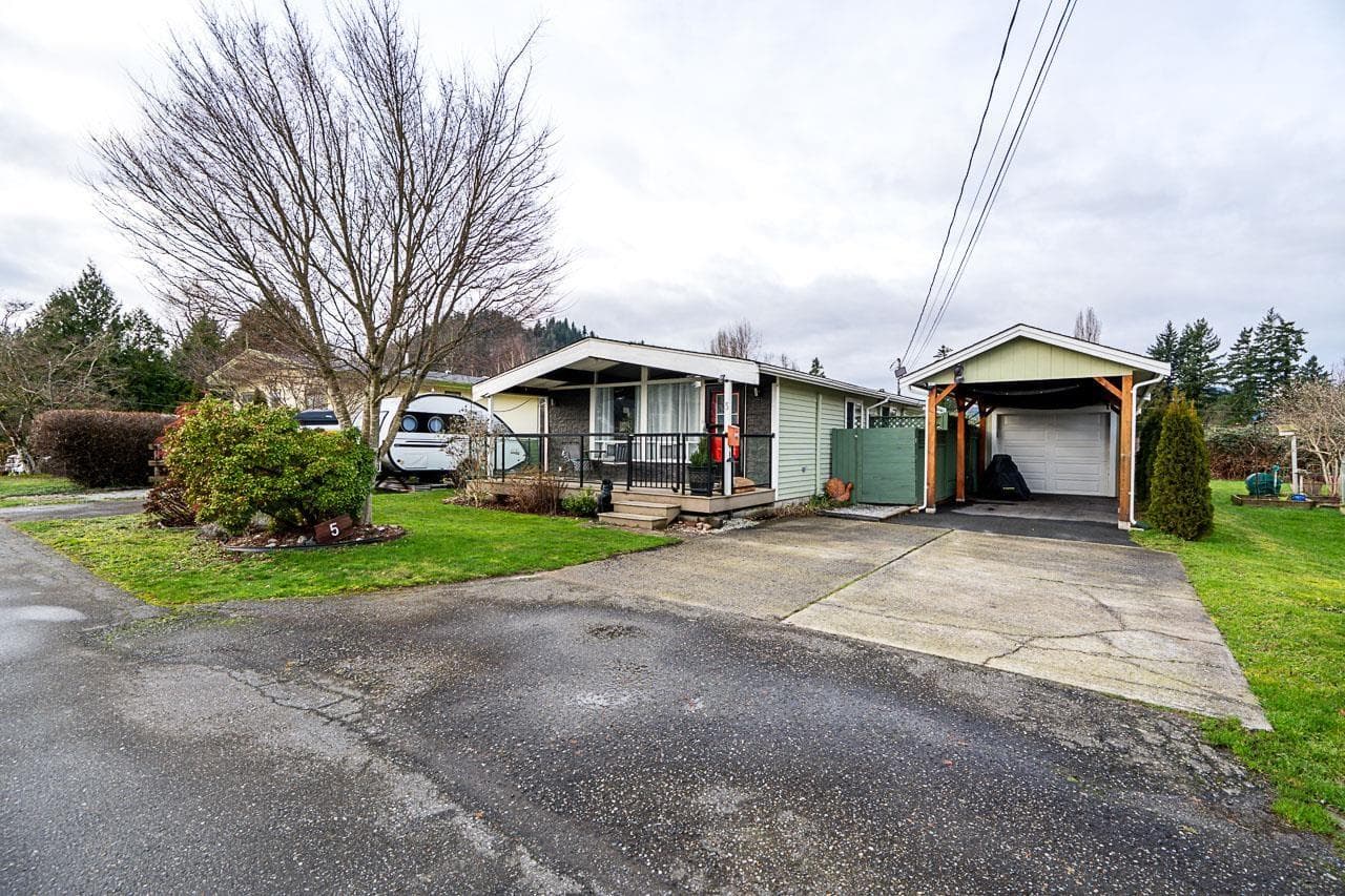 5 9055 SHOOK ROAD — photo 3