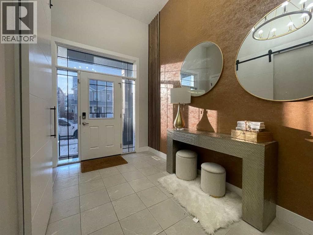 220 CARRINGHAM ROAD NORTHWEST — photo 2