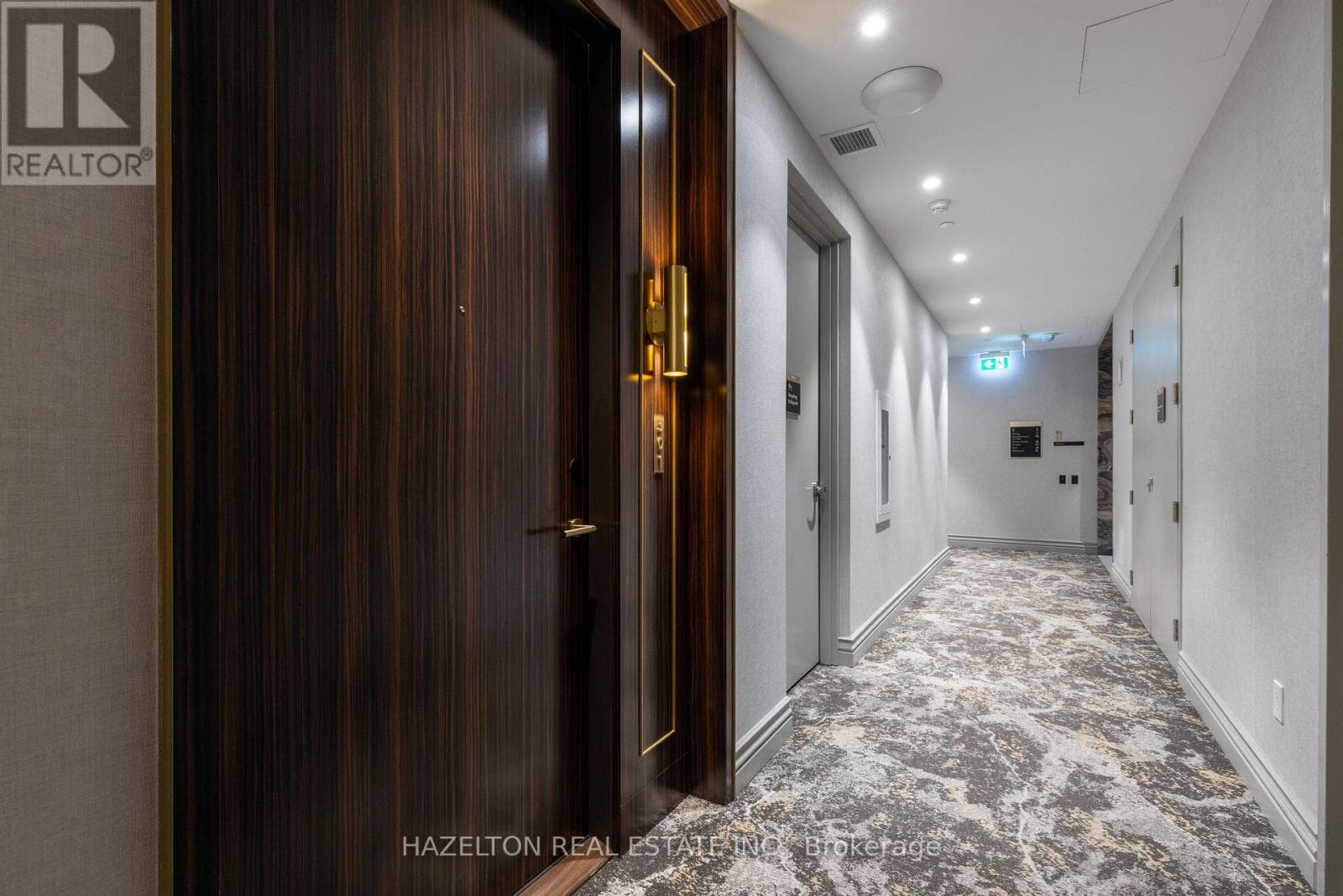 301 - 455 WELLINGTON STREET W, Toronto — photo 3