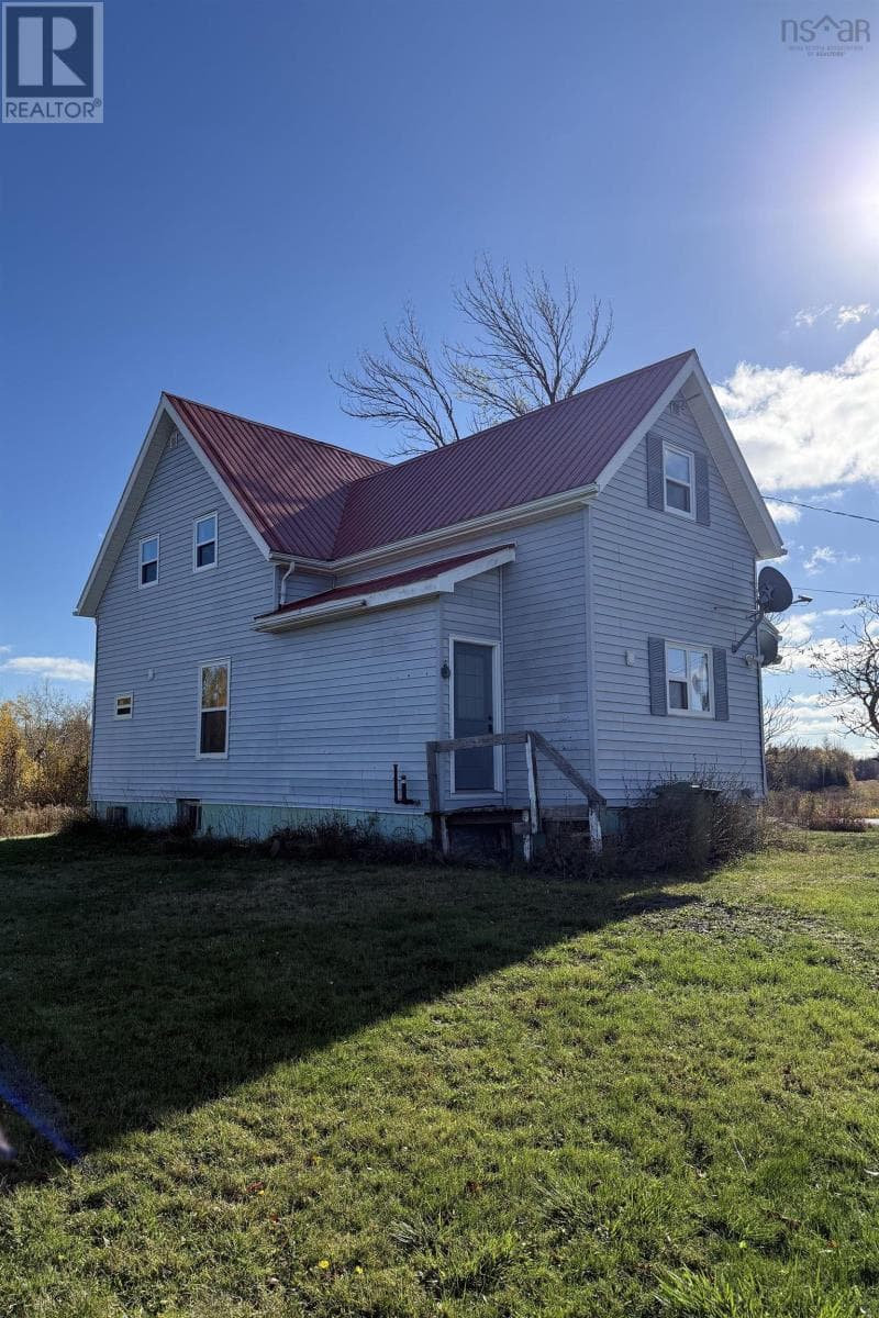 551 MILLER ROAD — photo 4