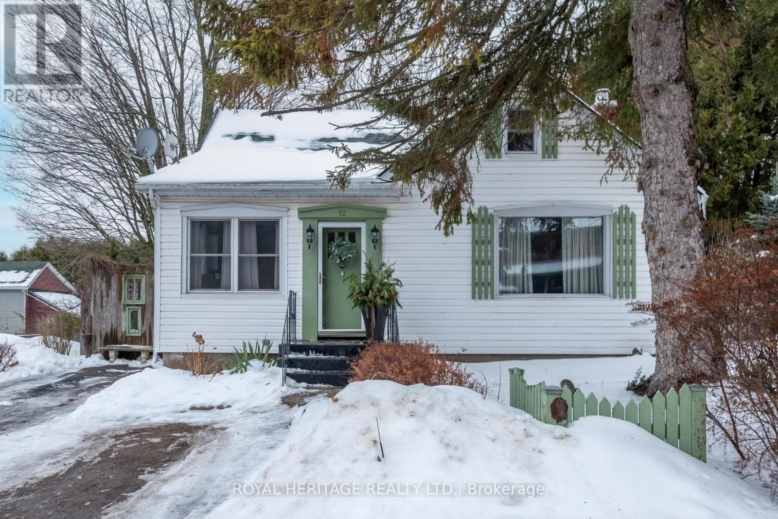 12 PLATT STREET W in 