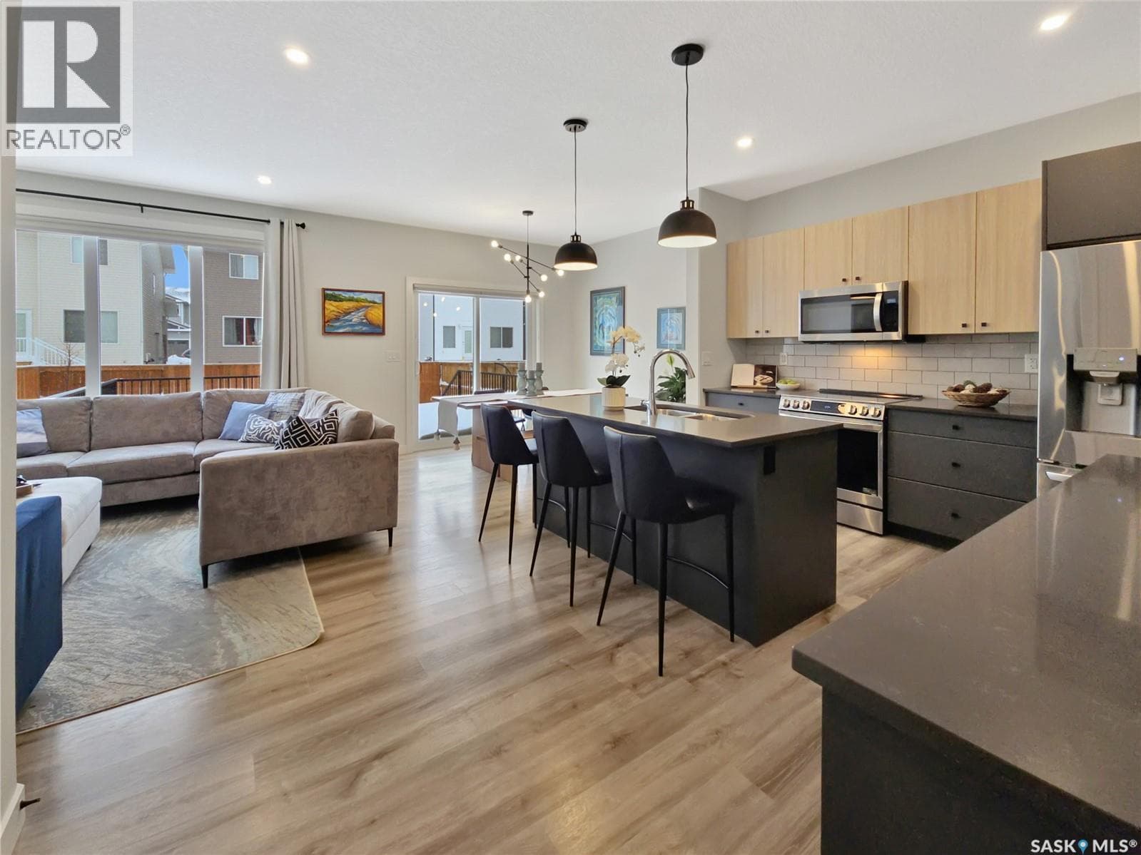 119 Doran WAY — photo 2