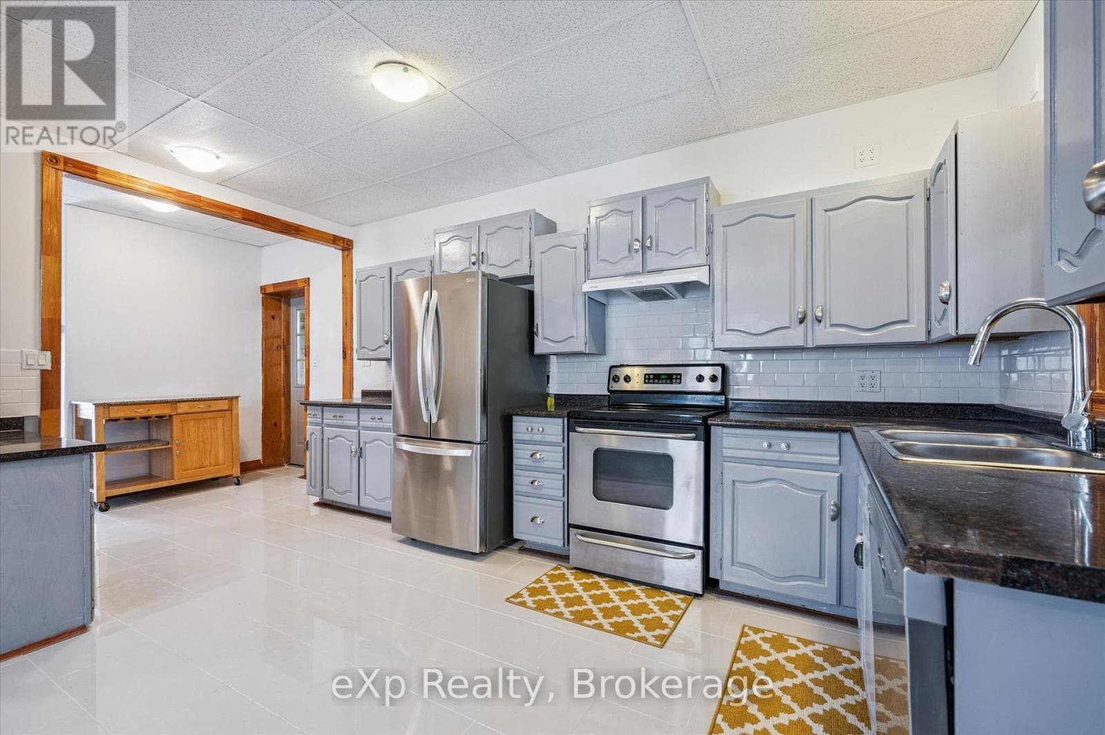 9276 WELLINGTON RD 16 — photo 5