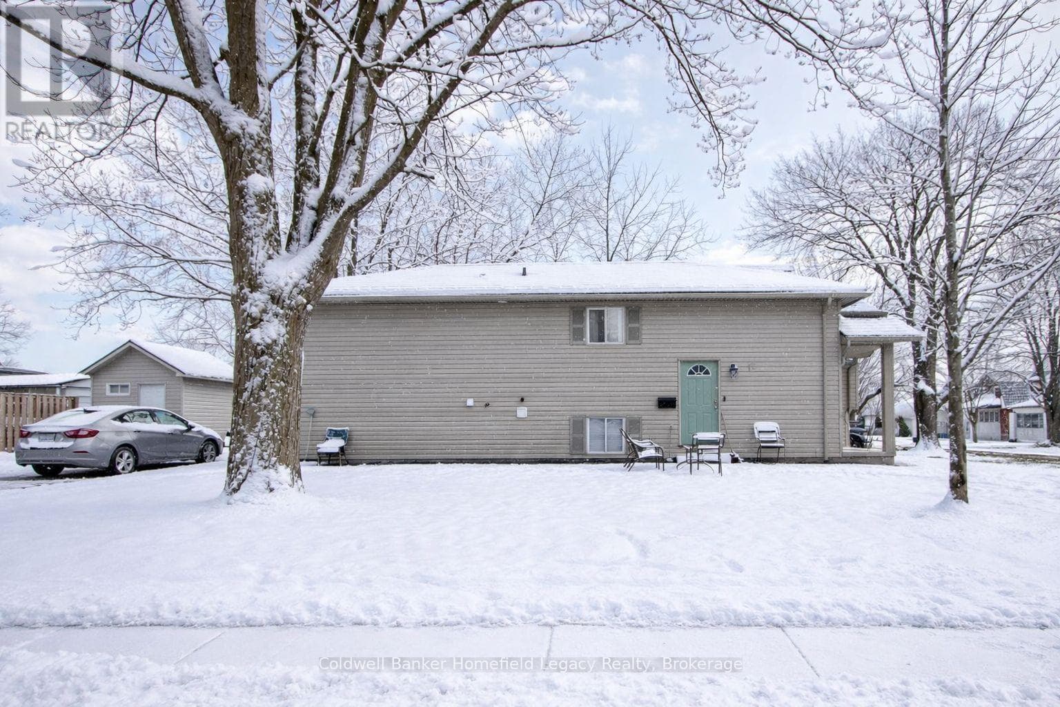 17 LAURIER STREET — photo 3