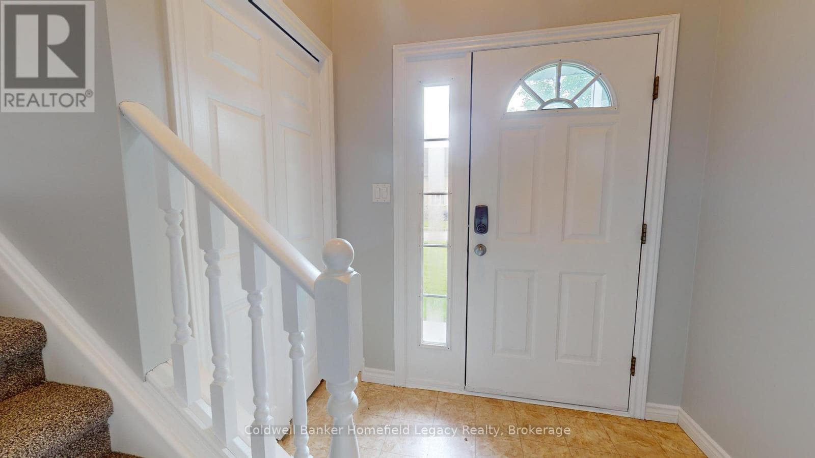 17 LAURIER STREET — photo 5