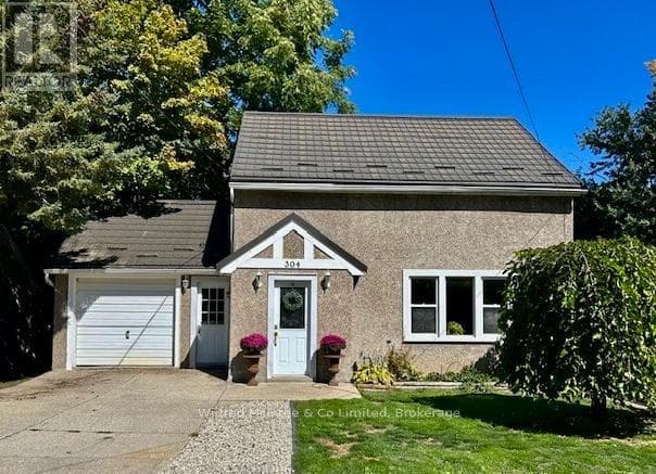 304 NAPIER STREET EAST in 