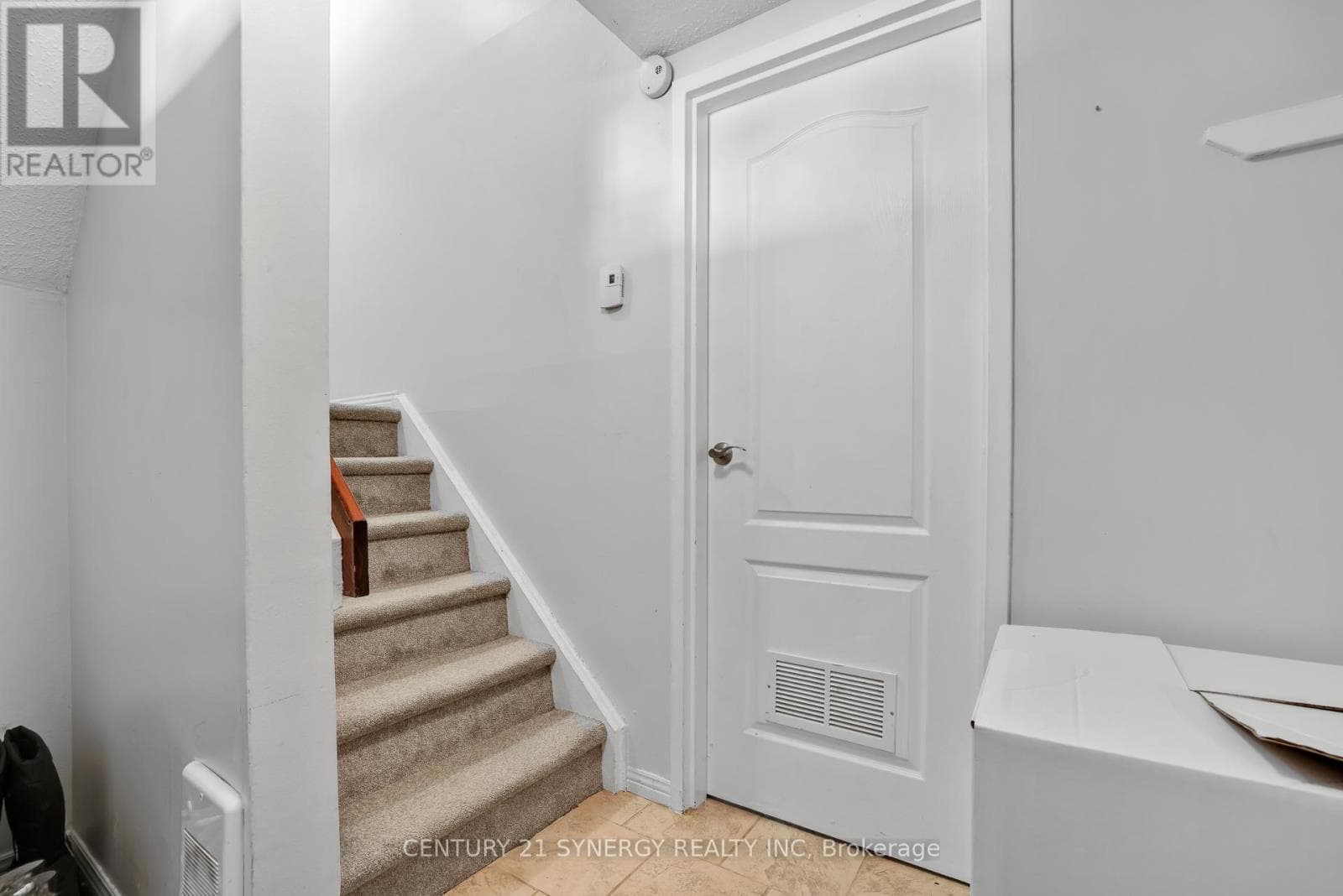 17 - 3415 UPLANDS DRIVE, Ottawa — photo 2