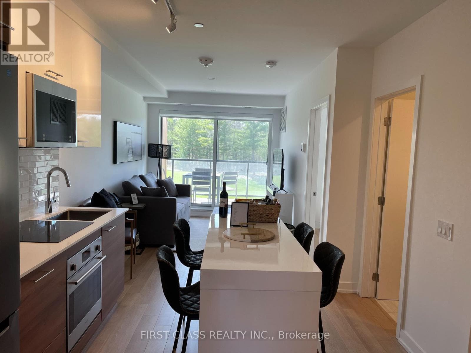 306 - 120 CARRICK TRAIL, Toronto — photo 2