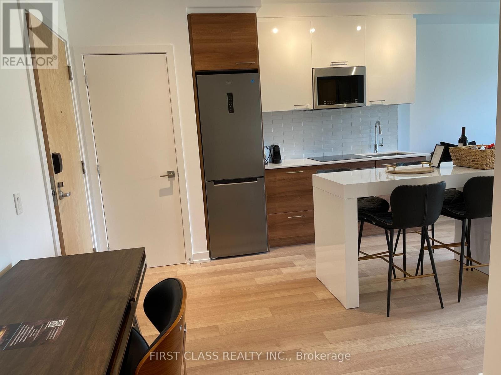 306 - 120 CARRICK TRAIL, Toronto — photo 3