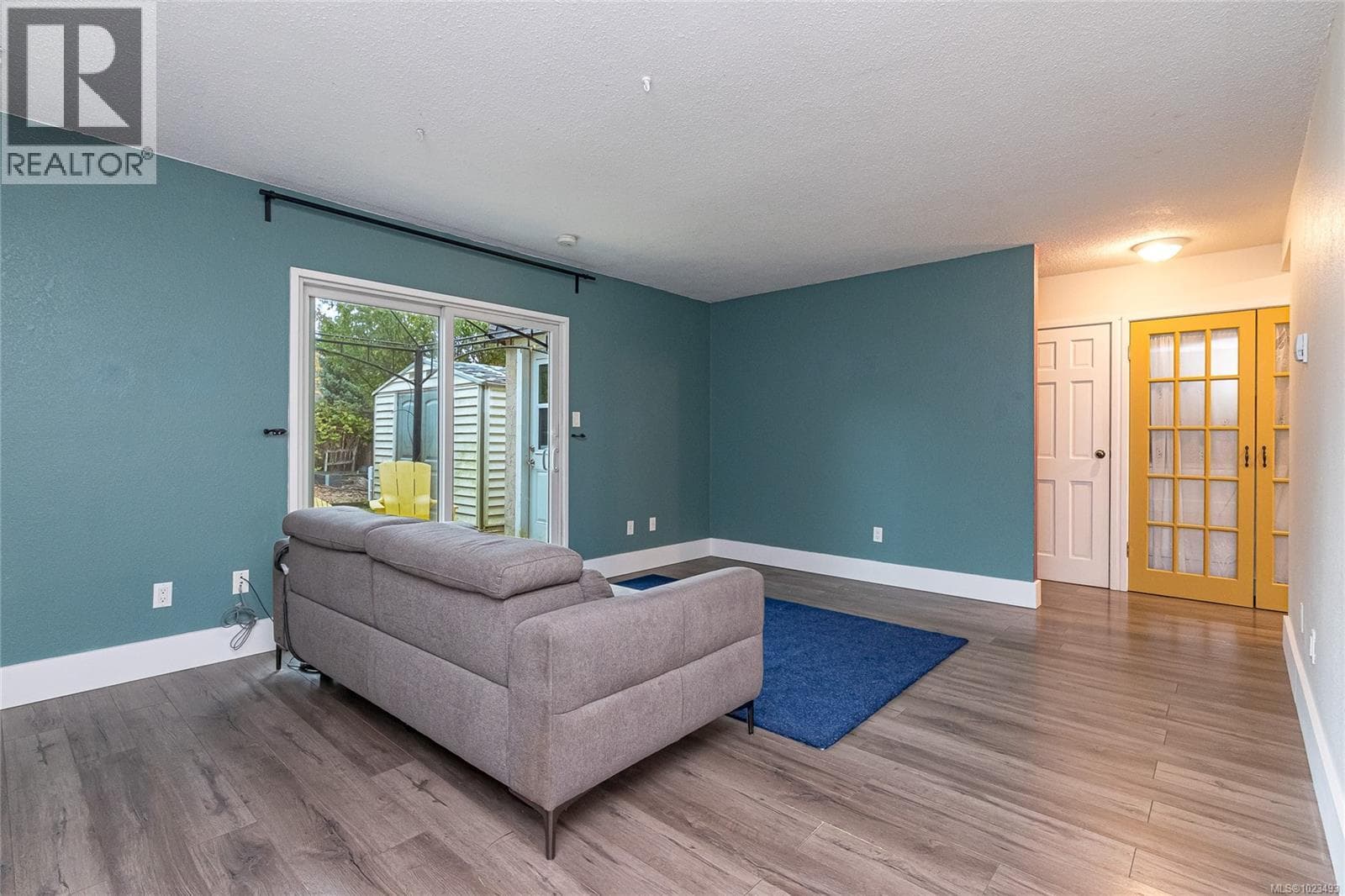 9 7675 East Saanich Rd — photo 4