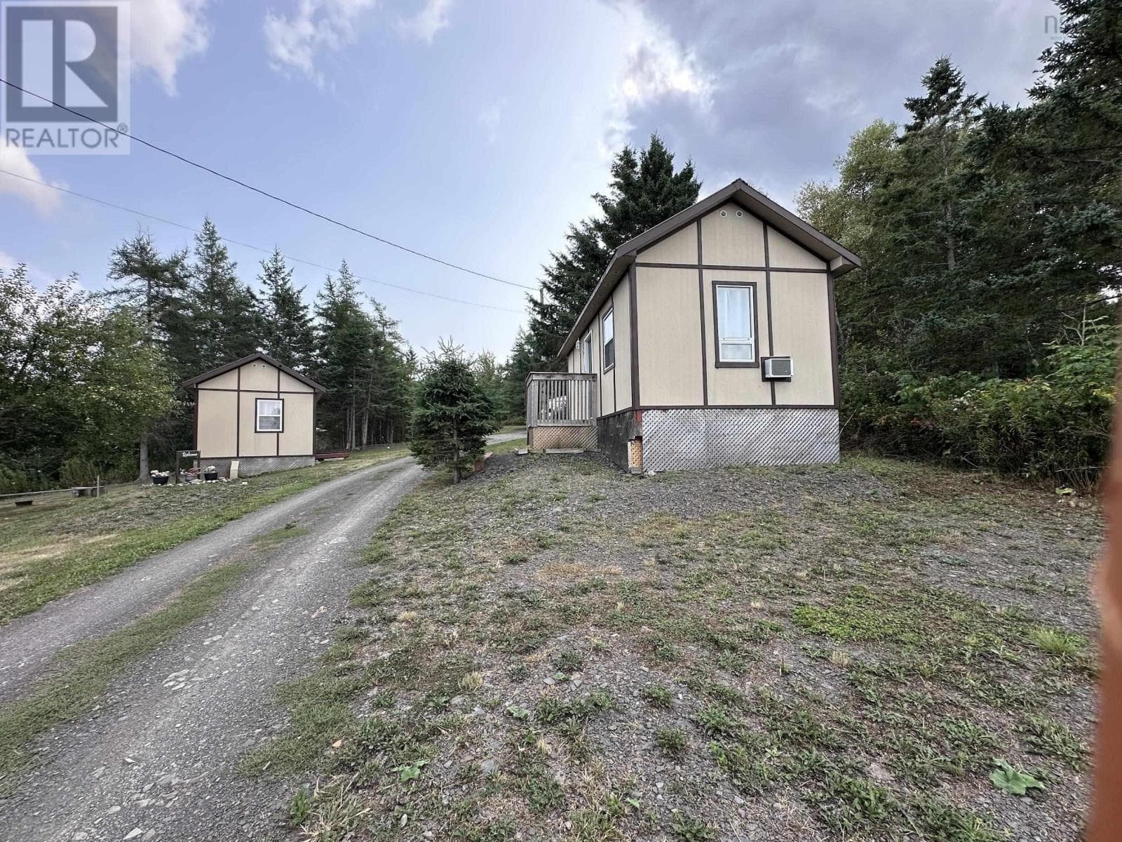 2844 HIGHWAY 215 — photo 2