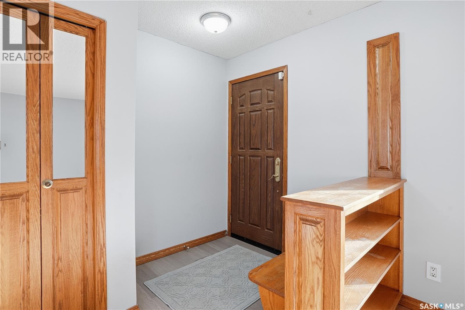 128 YARNTON CRESCENT — photo 3