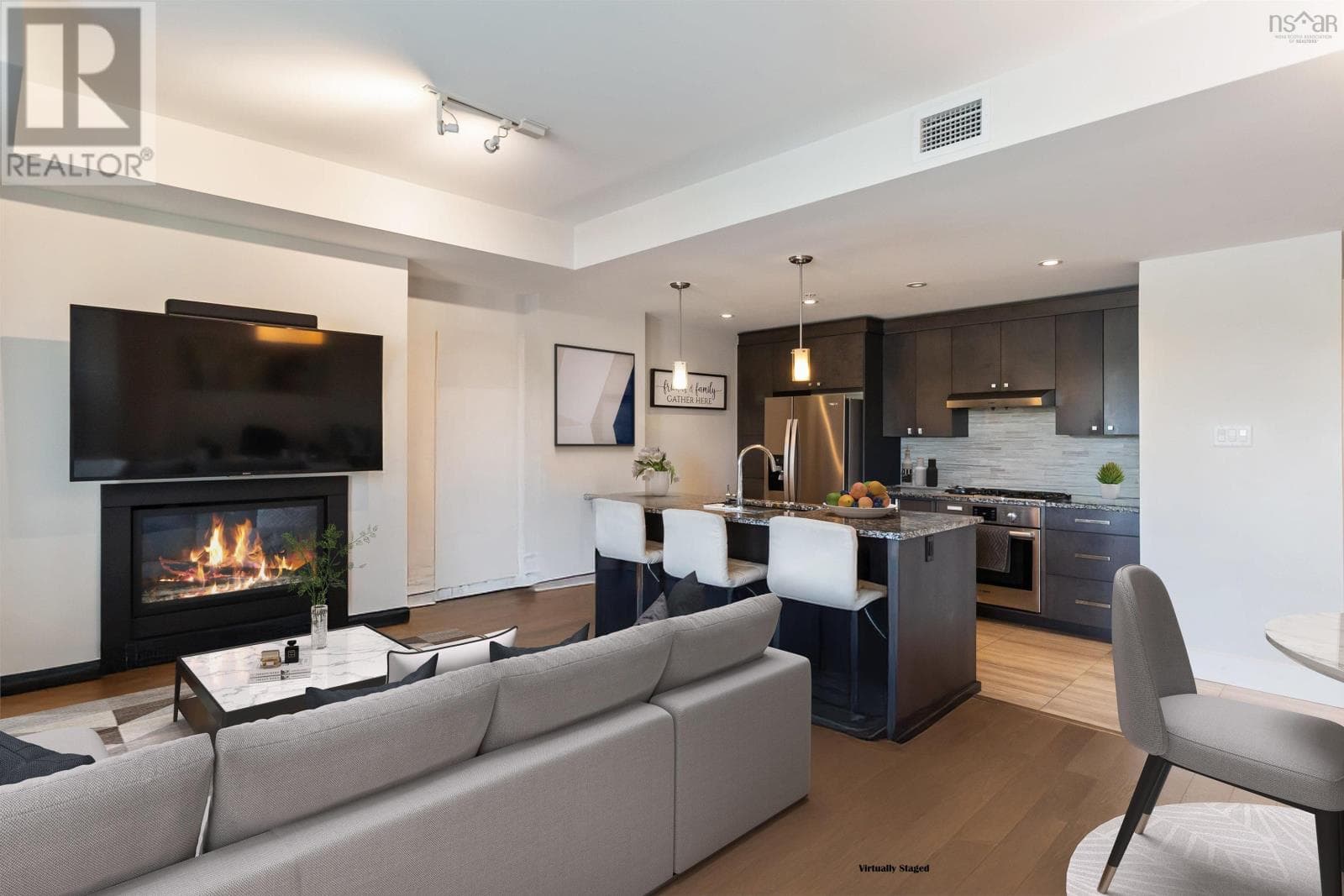 701 67 Kings Wharf Place — photo 4