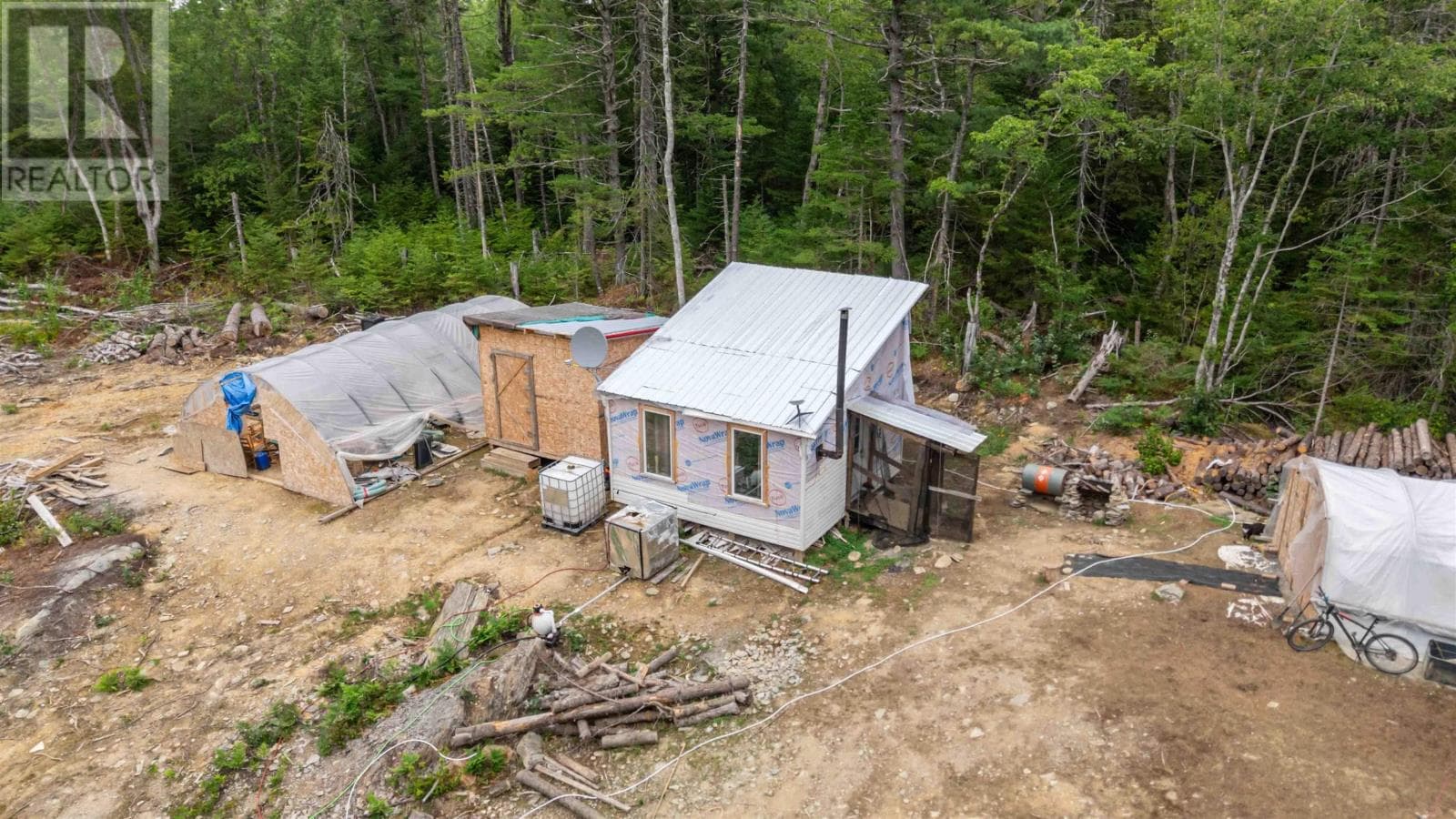 100 Llewellyn Loop Road — photo 2