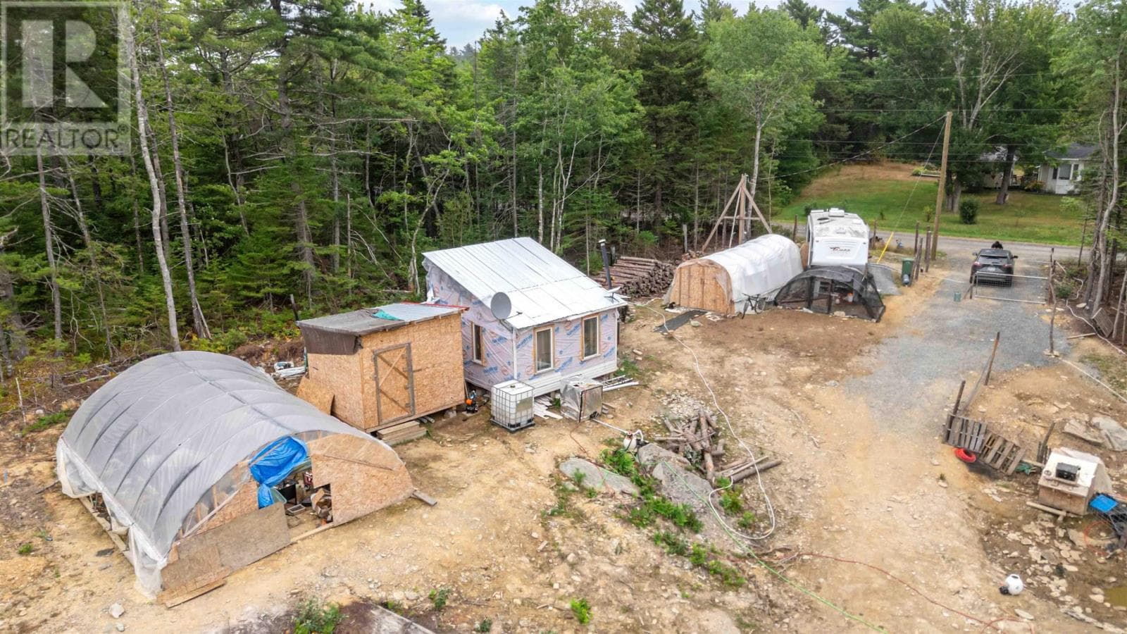100 Llewellyn Loop Road — photo 3