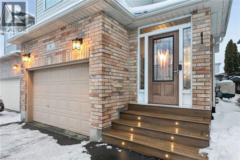 6 HEATHERWOOD PLAZA — photo 2