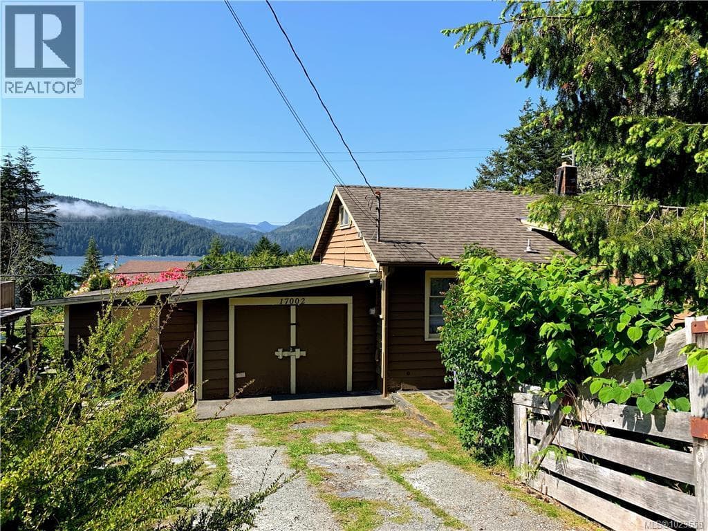 17002 Wickanninish Rd, Victoria — photo 2