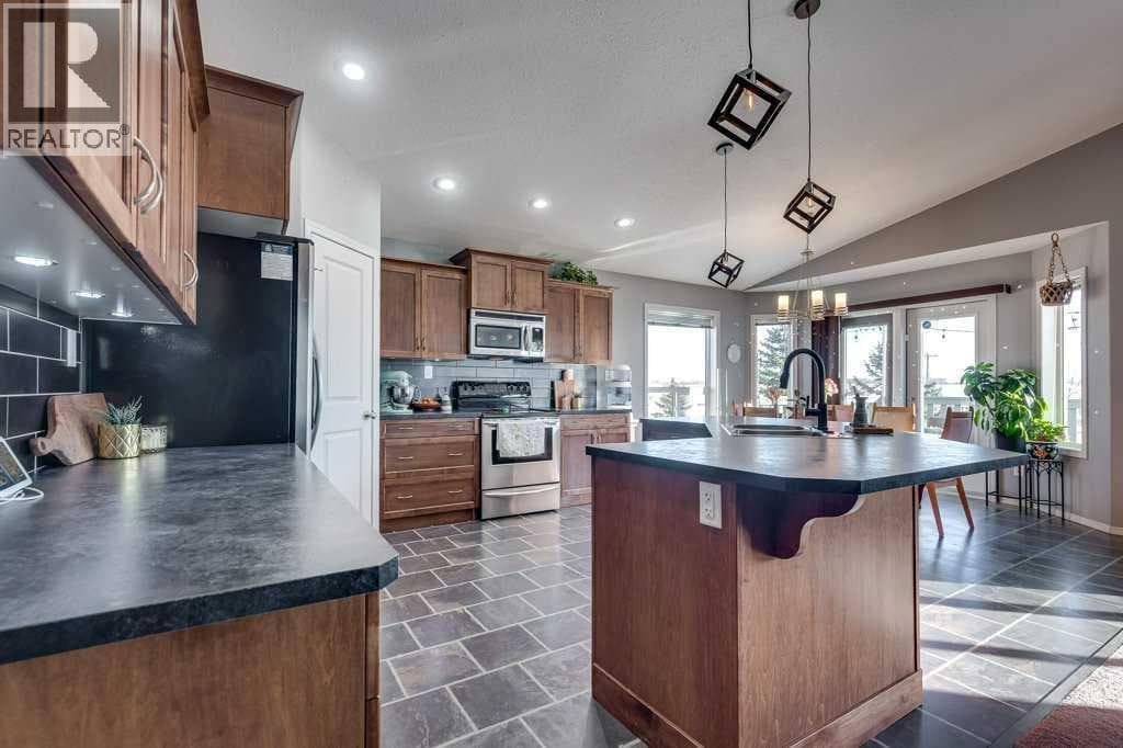 13 HERITAGE DRIVE — photo 3