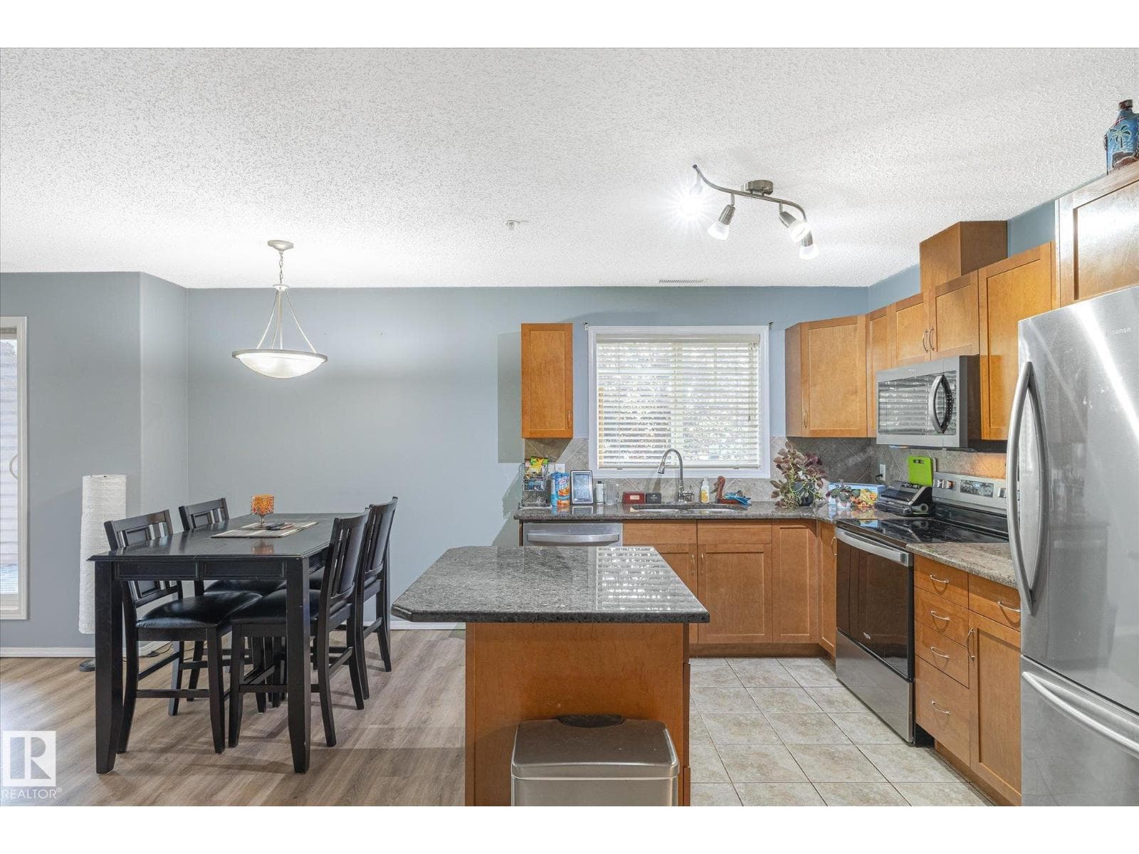 #101 2098 Blackmud Creek DR SW — photo 4