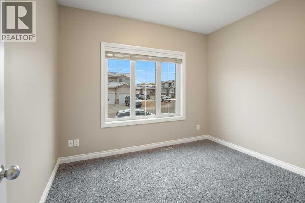 25 ROSS CLOSE — photo 5