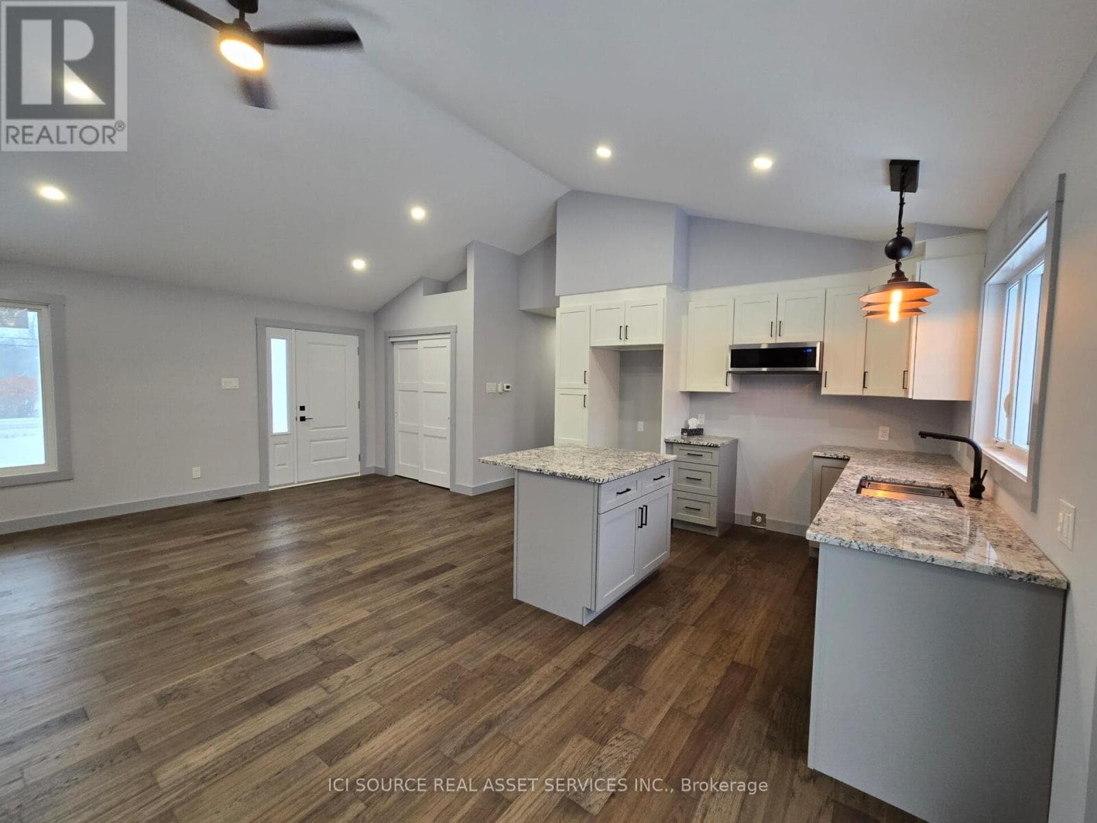 7367 ROGER STEVENS DRIVE — photo 5