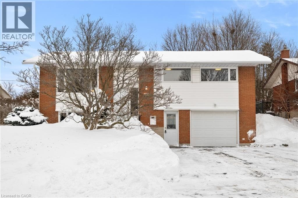 212 WINFIELD AVENUE — photo 2