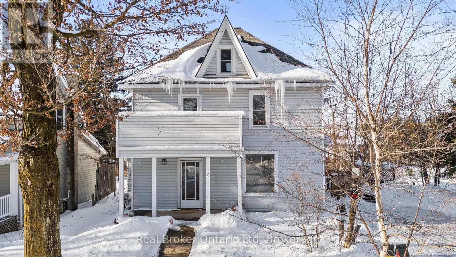 104 ISLA STREET in 