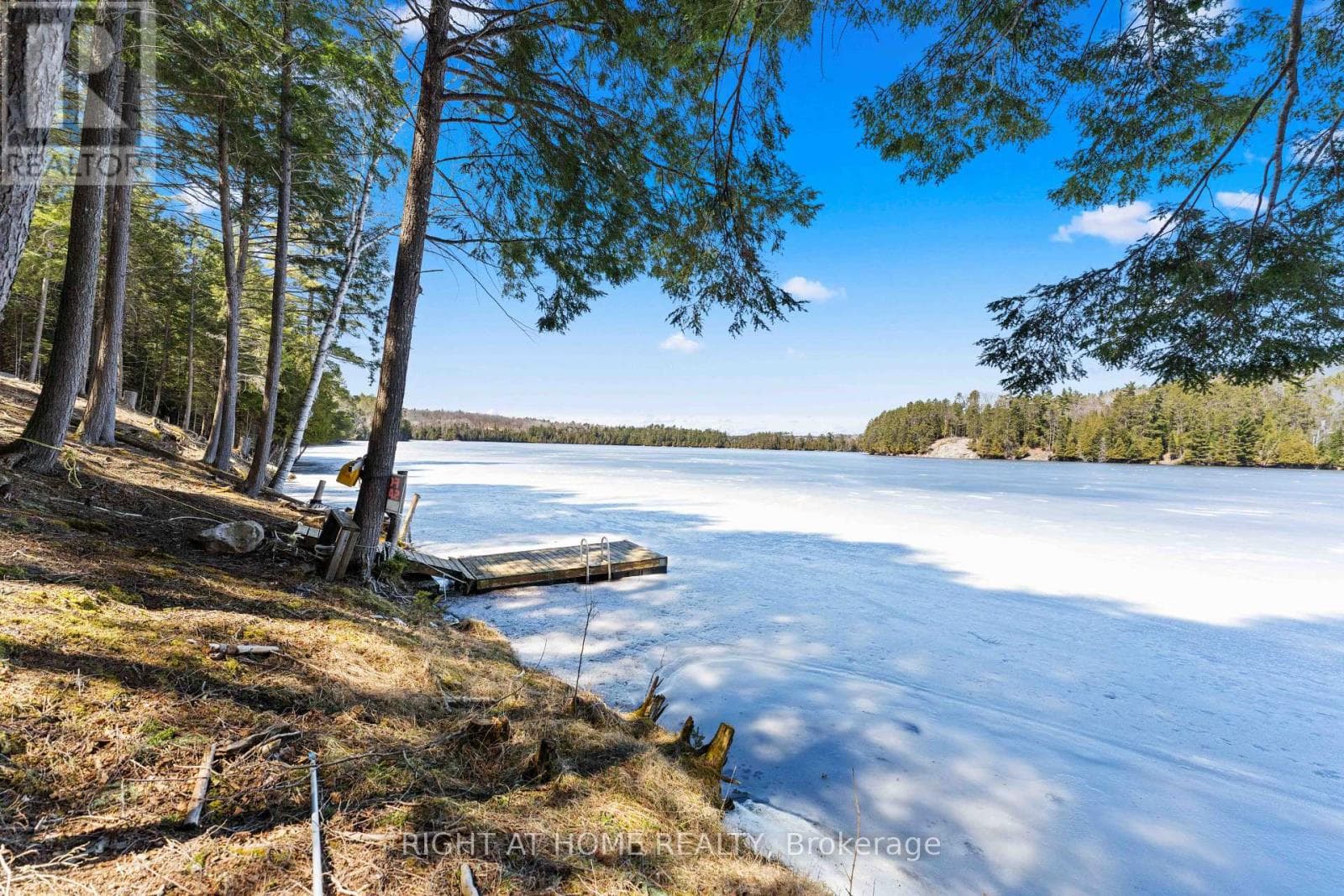 592 MOCCASIN LAKE ROAD, Toronto — photo 4