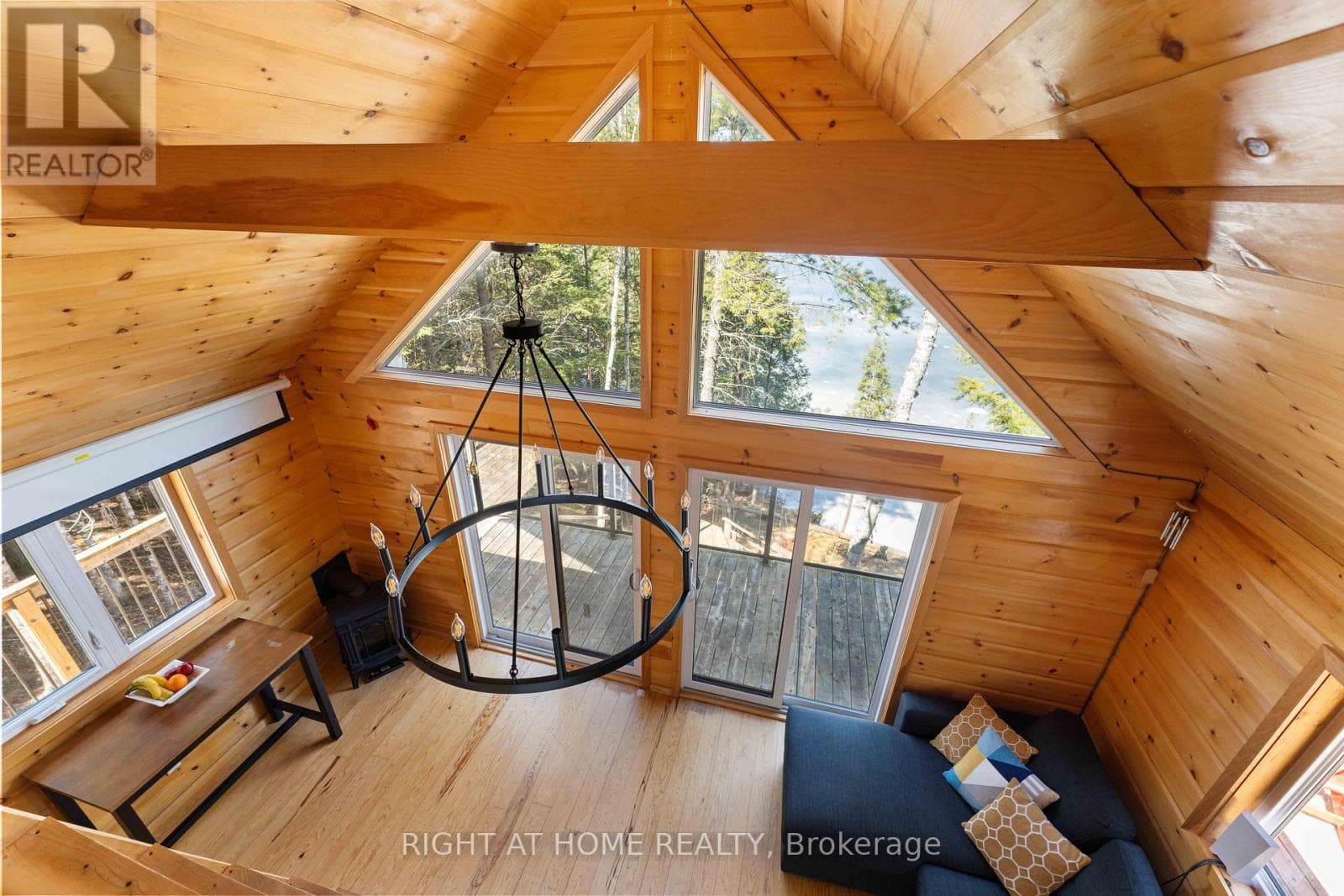 592 MOCCASIN LAKE ROAD, Toronto — photo 5