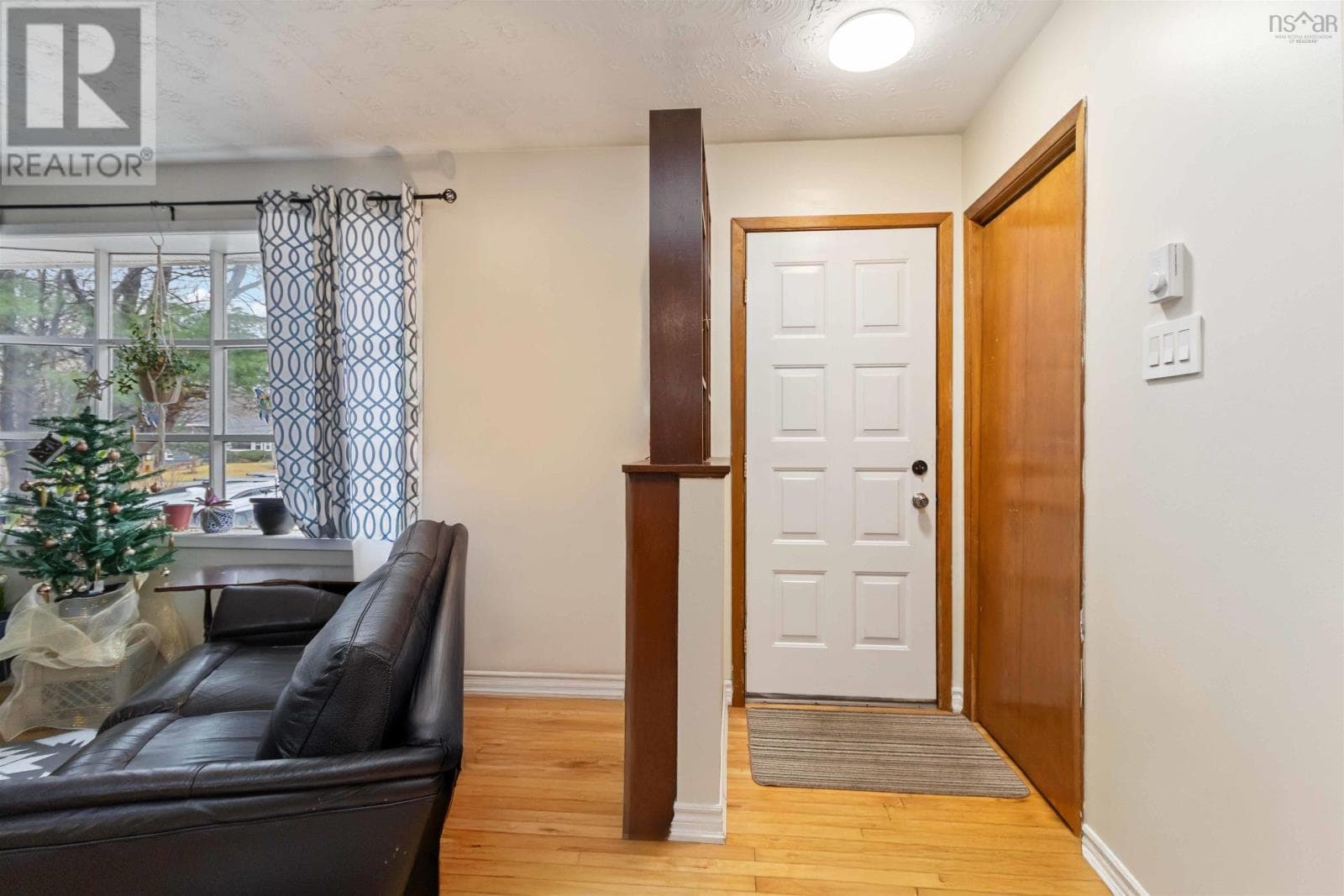 14 DUBLIN AVENUE — photo 3