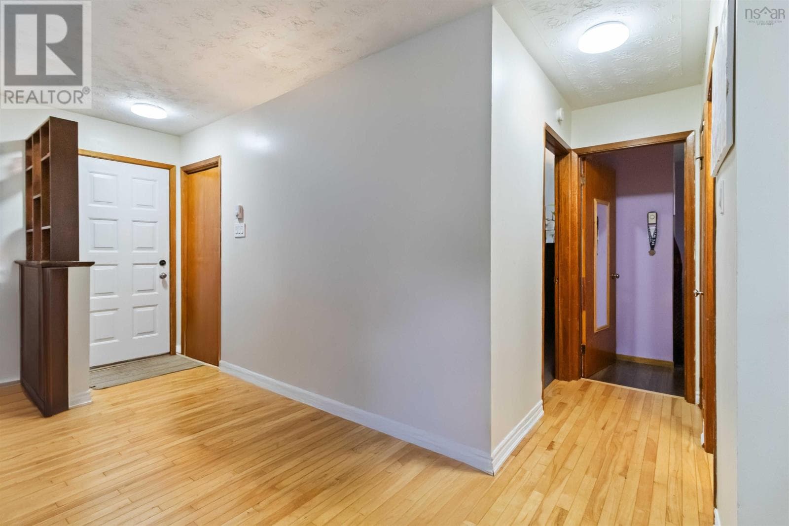 14 DUBLIN AVENUE — photo 4