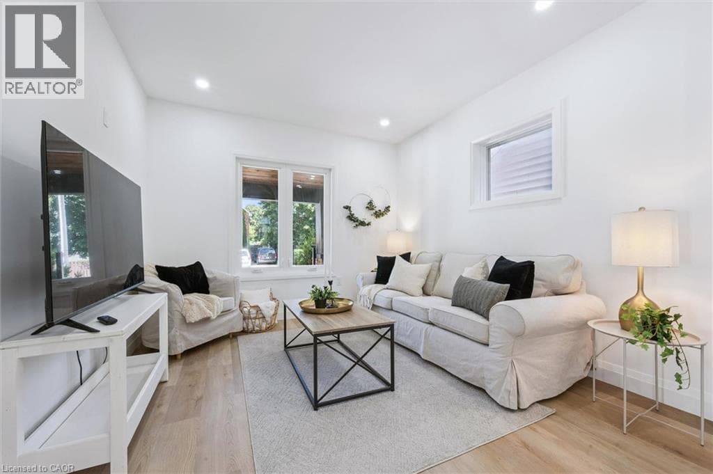 66 TRINITY STREET — photo 2