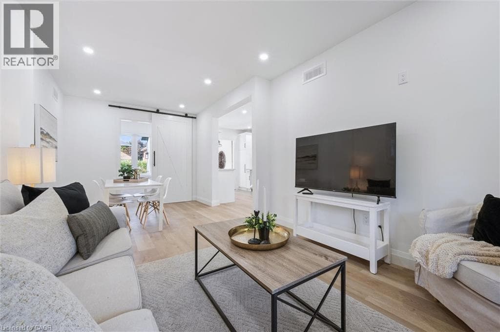 66 TRINITY STREET — photo 4