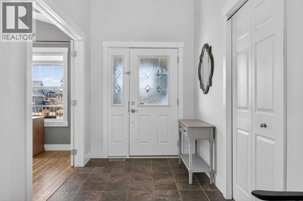 811 Boulder Creek Drive SE — photo 2
