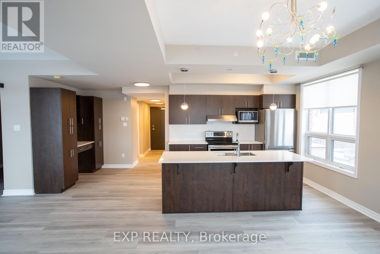 305 - 301 BAYROSE DRIVE — photo 4