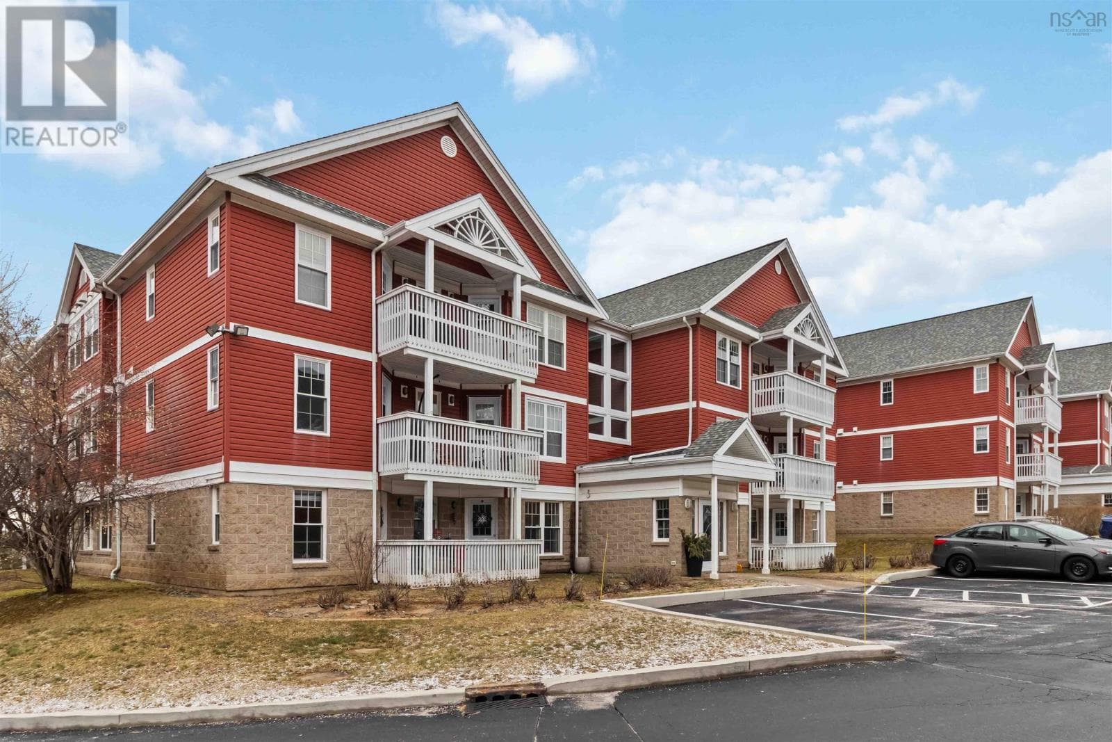 334 88 Moirs Mill Road in BEDFORD