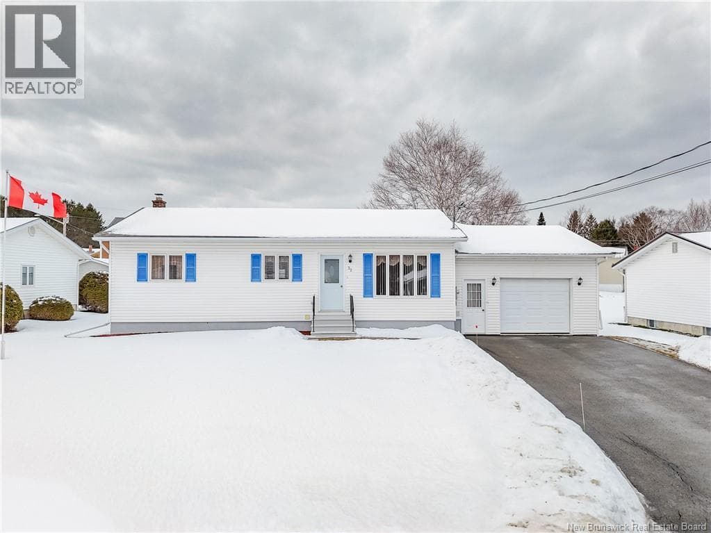 32 HILLCREST DRIVE — photo 2