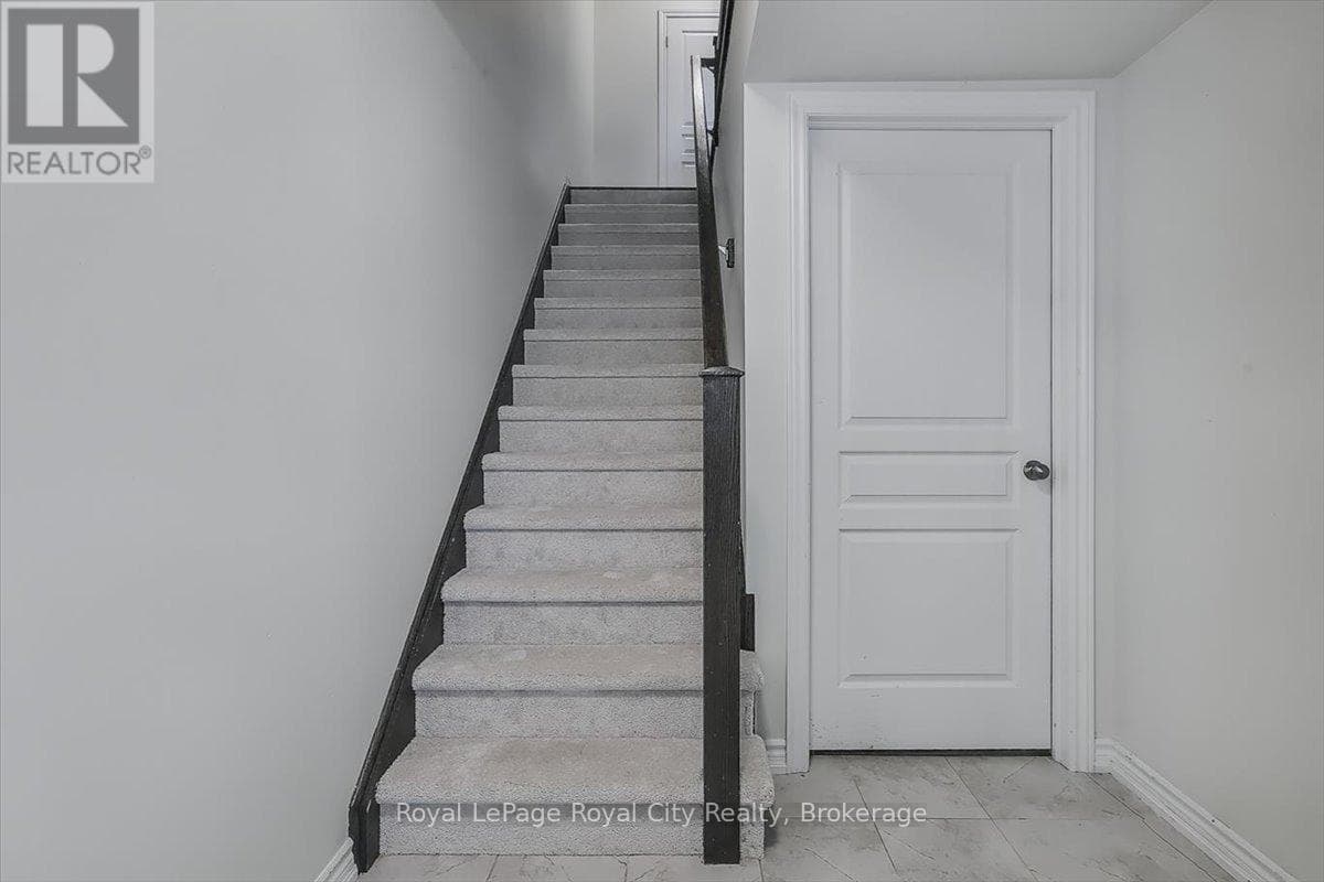 22 - 88 DECORSO DRIVE — photo 5