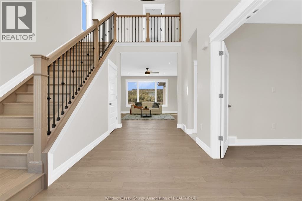 300 BLAKE AVENUE — photo 5
