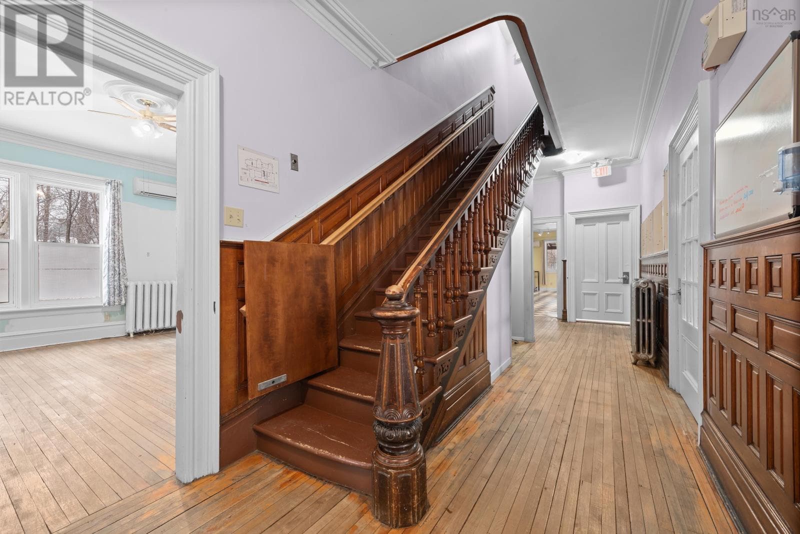 48 ELM STREET — photo 4