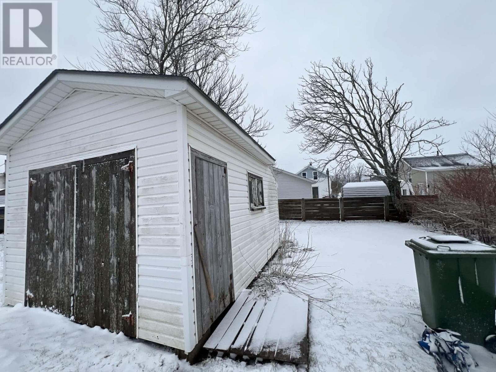 504 NOTRE DAME STREET — photo 2