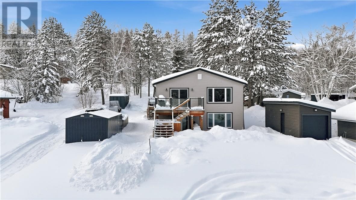 8A Frenchmans Bay in 