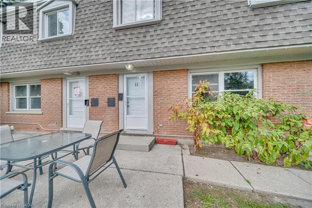 78 BORDEN Parkway Unit# 11, Cornerstone — photo 2