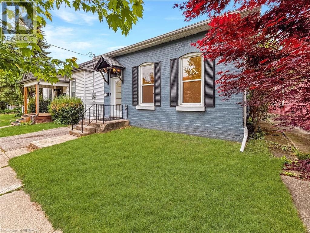 164 NELSON STREET — photo 3