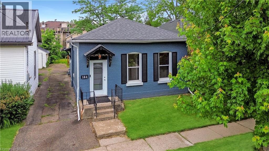 164 NELSON STREET — photo 4