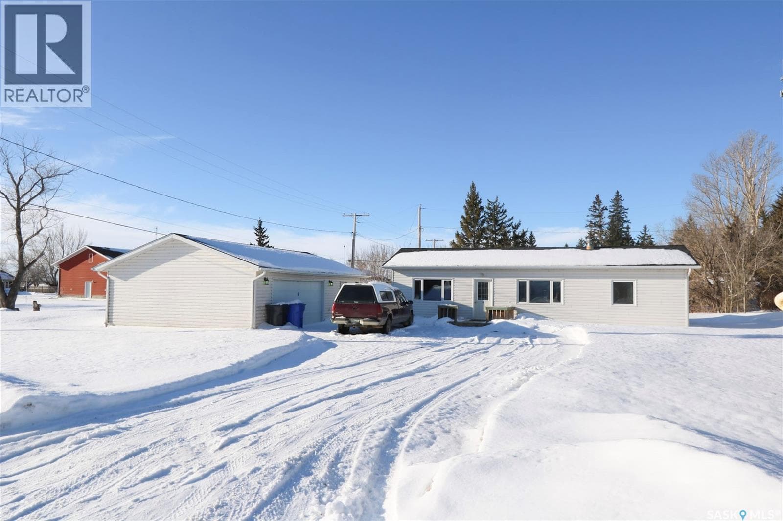 106 3rd AVENUE N in 